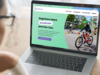 Frau vor Bildschirm, sie ist im Gespräch mit dem Team von Schule+Velo